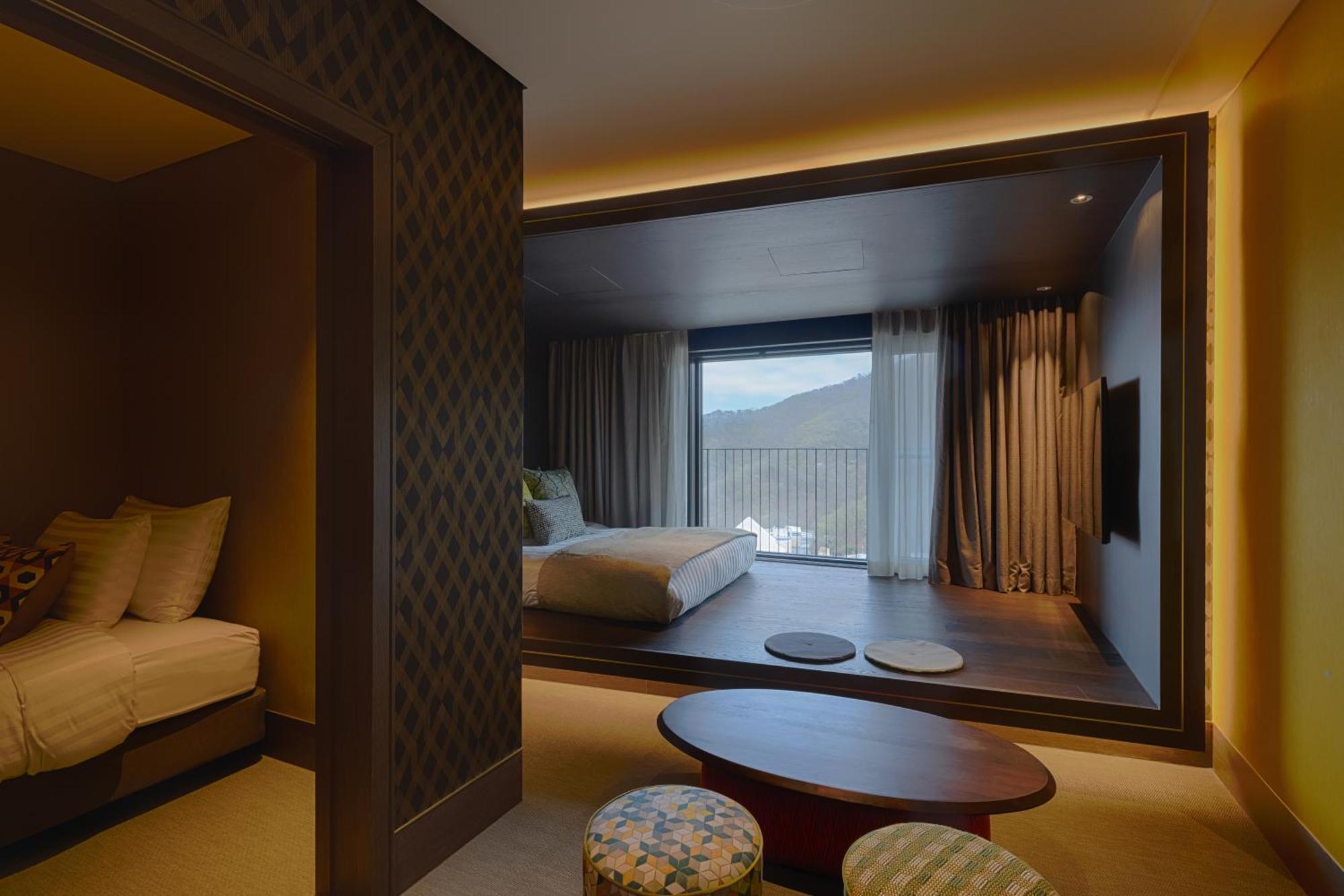 Sono Calm Vivaldipark Hotel Хонгчеон Екстериор снимка