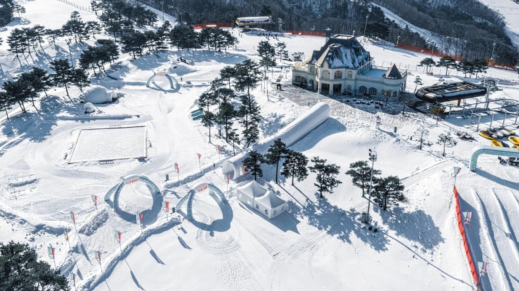 Sono Calm Vivaldipark Hotel Хонгчеон Екстериор снимка